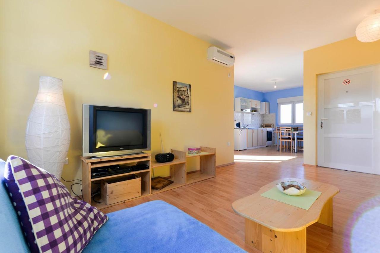 Paklina Apartments Starigrad Paklenica Exteriér fotografie